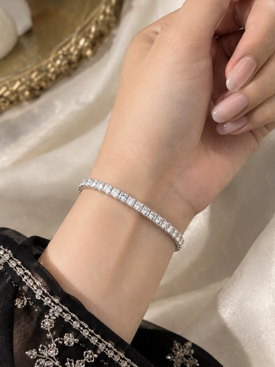 Éclat Linear Tennis Bracelet (6)