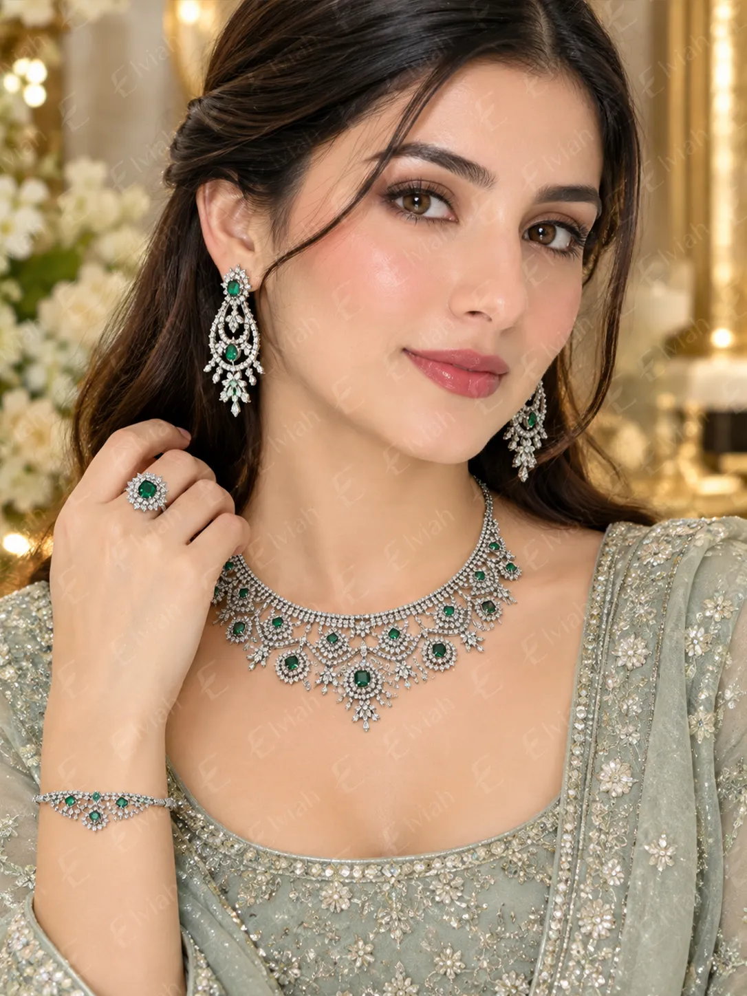 Emerald Royale Bridal Jewelry Set (2)
