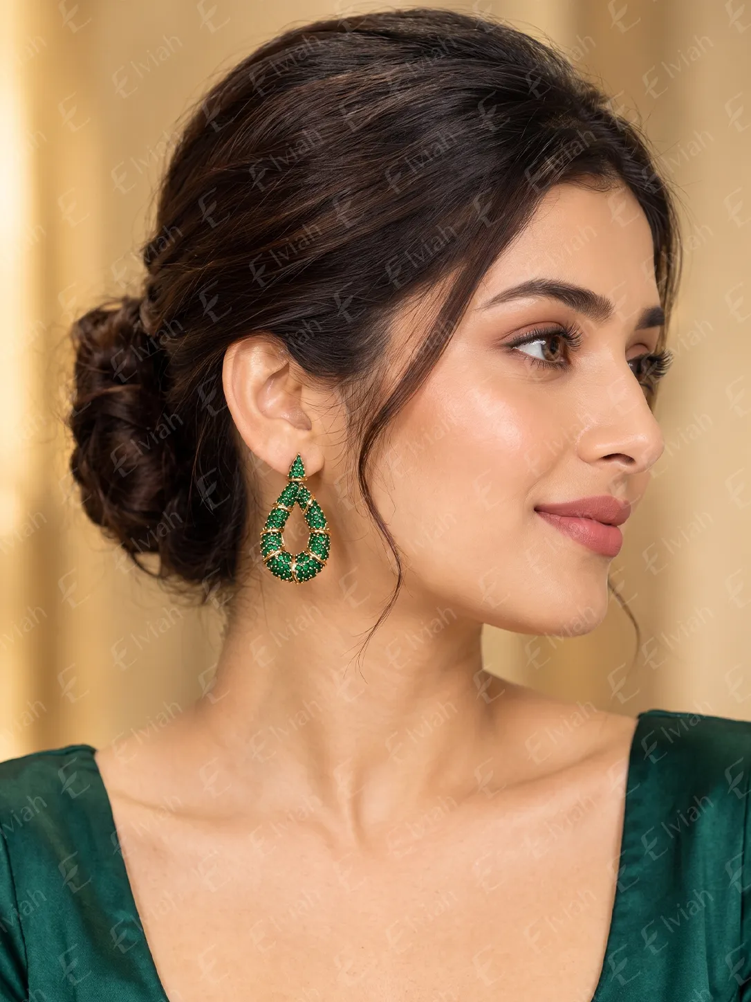 Emerald Teardrop Crystal Earrings (5)