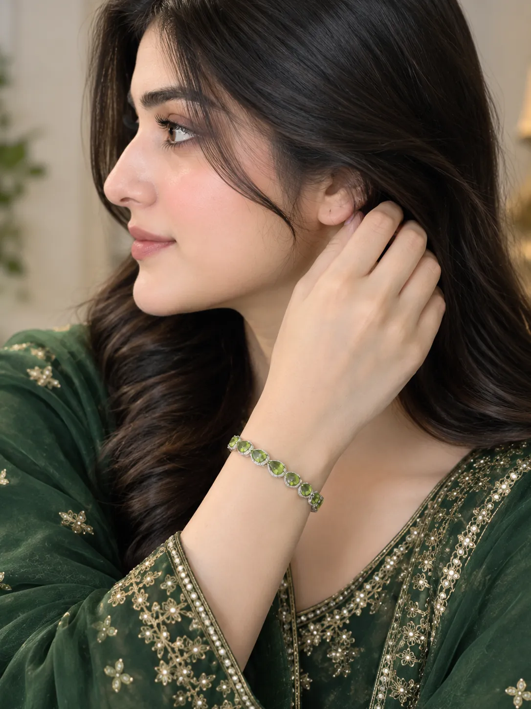 Peridot Teardrop Bracelet (4)