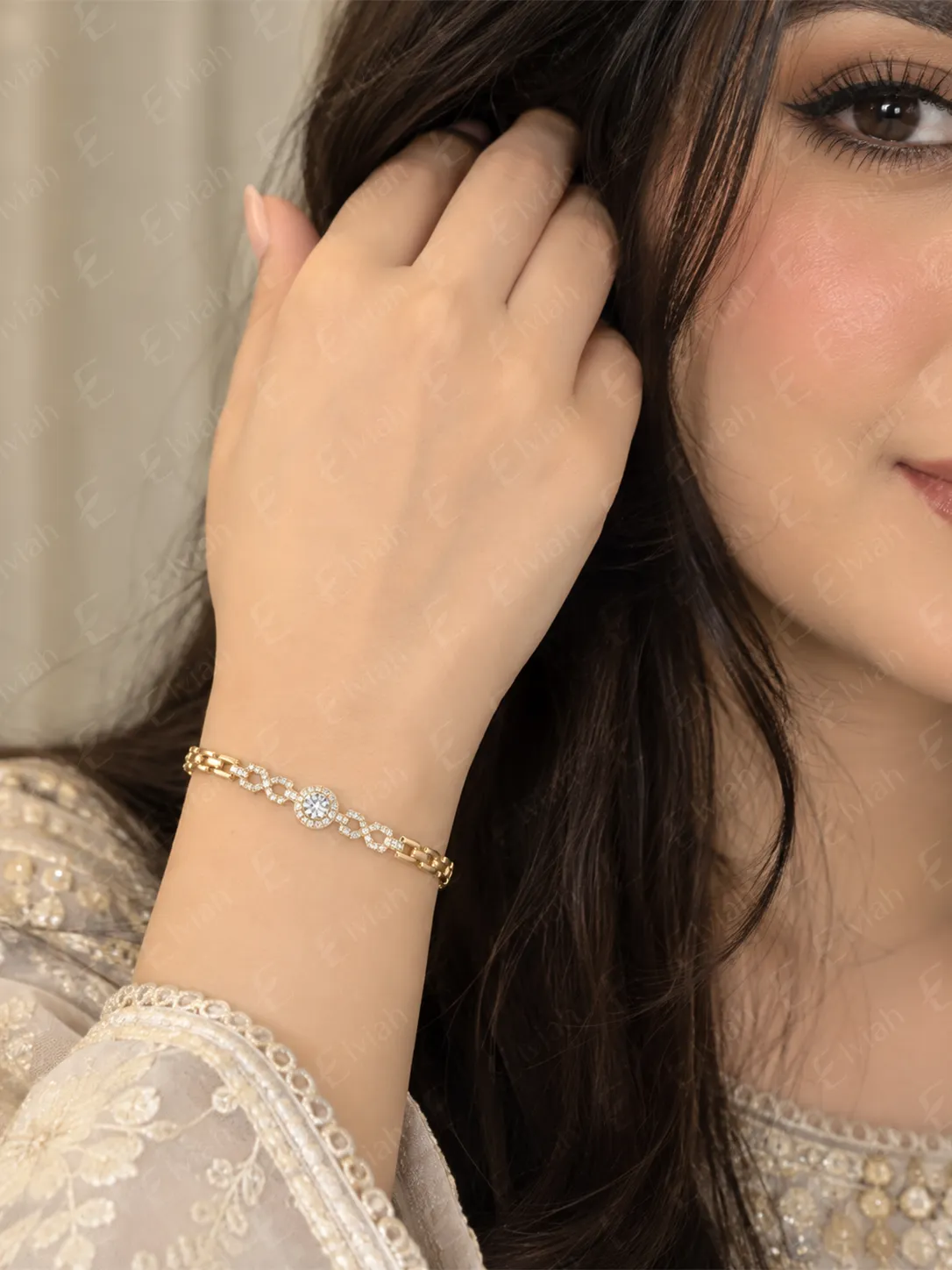 Regal Halo Link Bracelet (4)